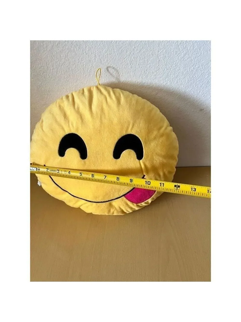 Emoji Yummy pillow